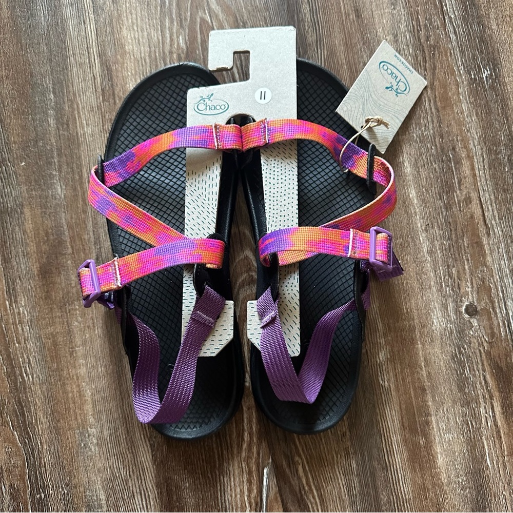NWT! Women’s Chaco Lowdown Sandal Faded Orange Glow Size 11